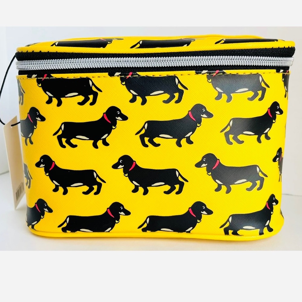 Marc Tetro Happy Dachshund Doxie Cosmetic Make-up Bag Black & Tan Doxies ✨😍